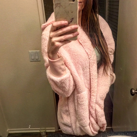 PINK FUZZY FAUX FUR JACKET - Picture 5 of 5
